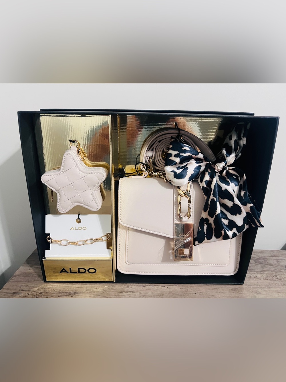 New ALDO Shoulder Bag with Animal Scarf and Charm Gift Set LTD Edition NWT